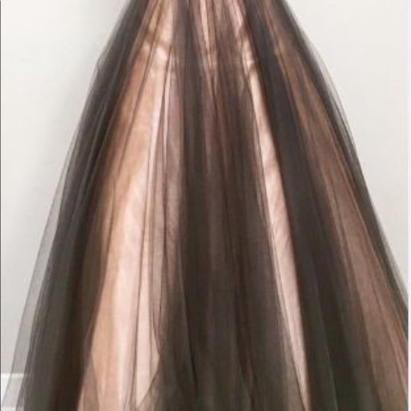 ISO Vintage prom dress - Picture 2 of 3